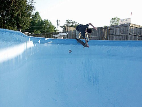 Rick Rossi back crail. Photo by Brian Infante.
